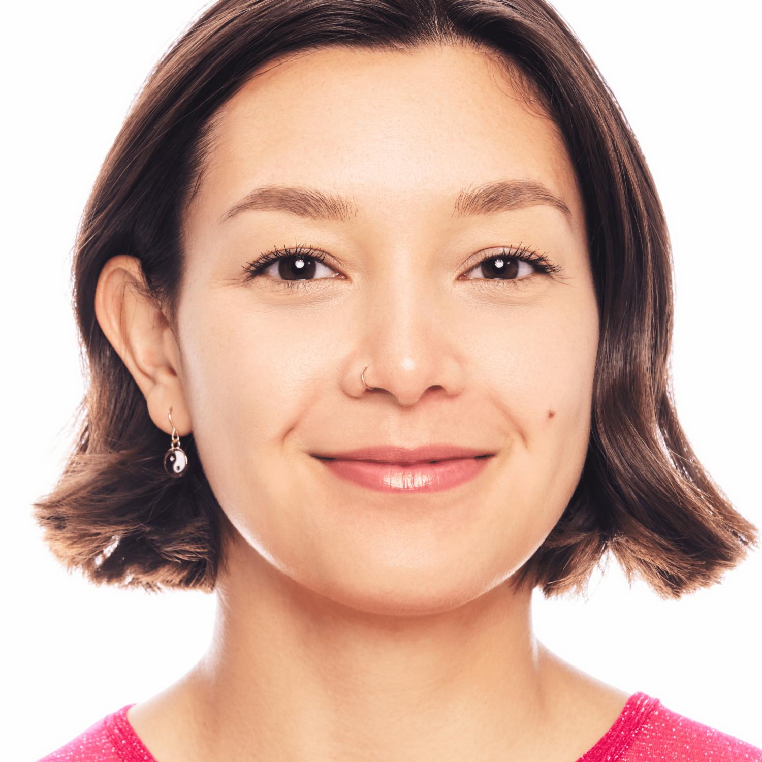 Corrector De Ojeras Camouflage + Matt 30 ESSENCE 5 Ml