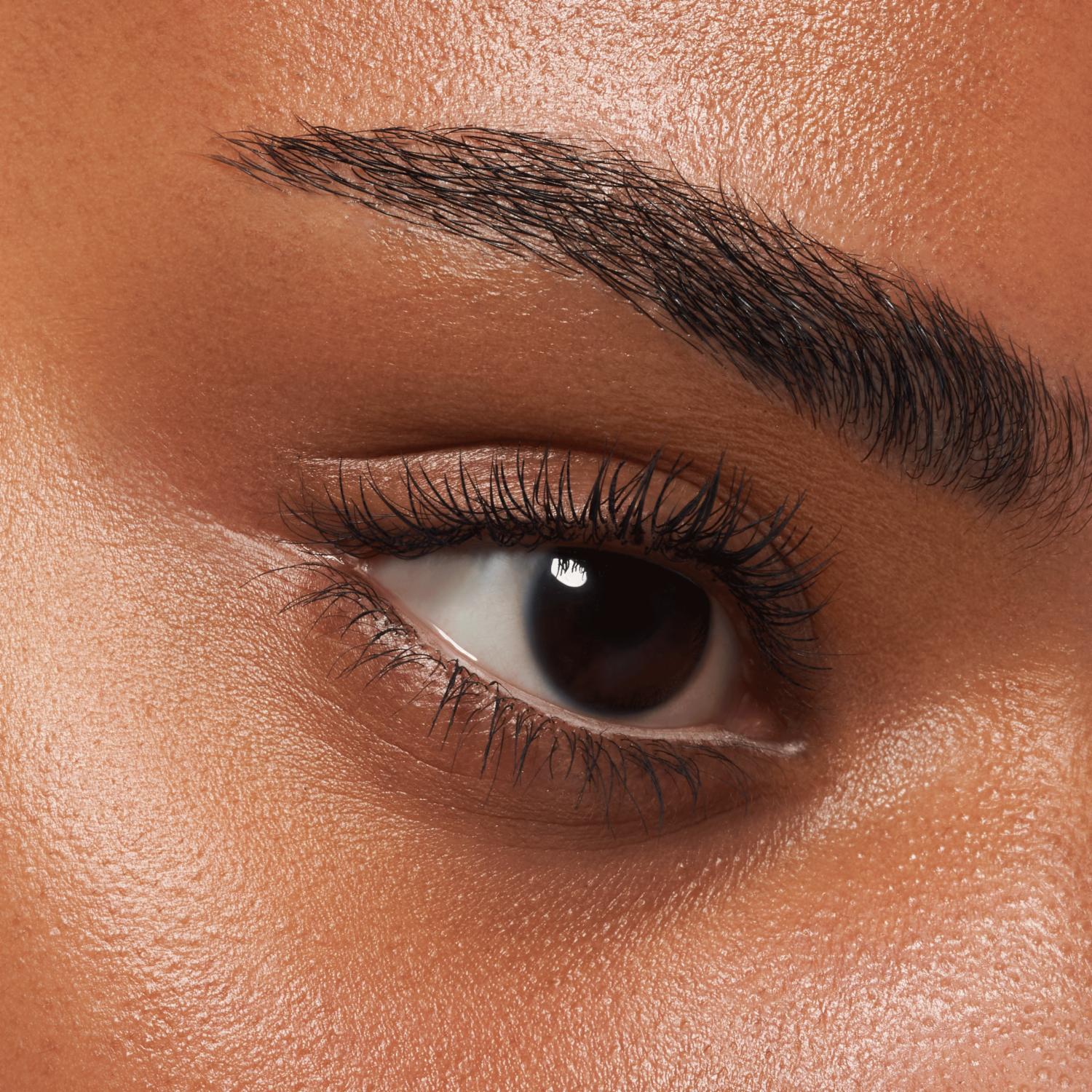 Delineador De Ojos Khol Kajal 01 ESSENCE 1.02 G