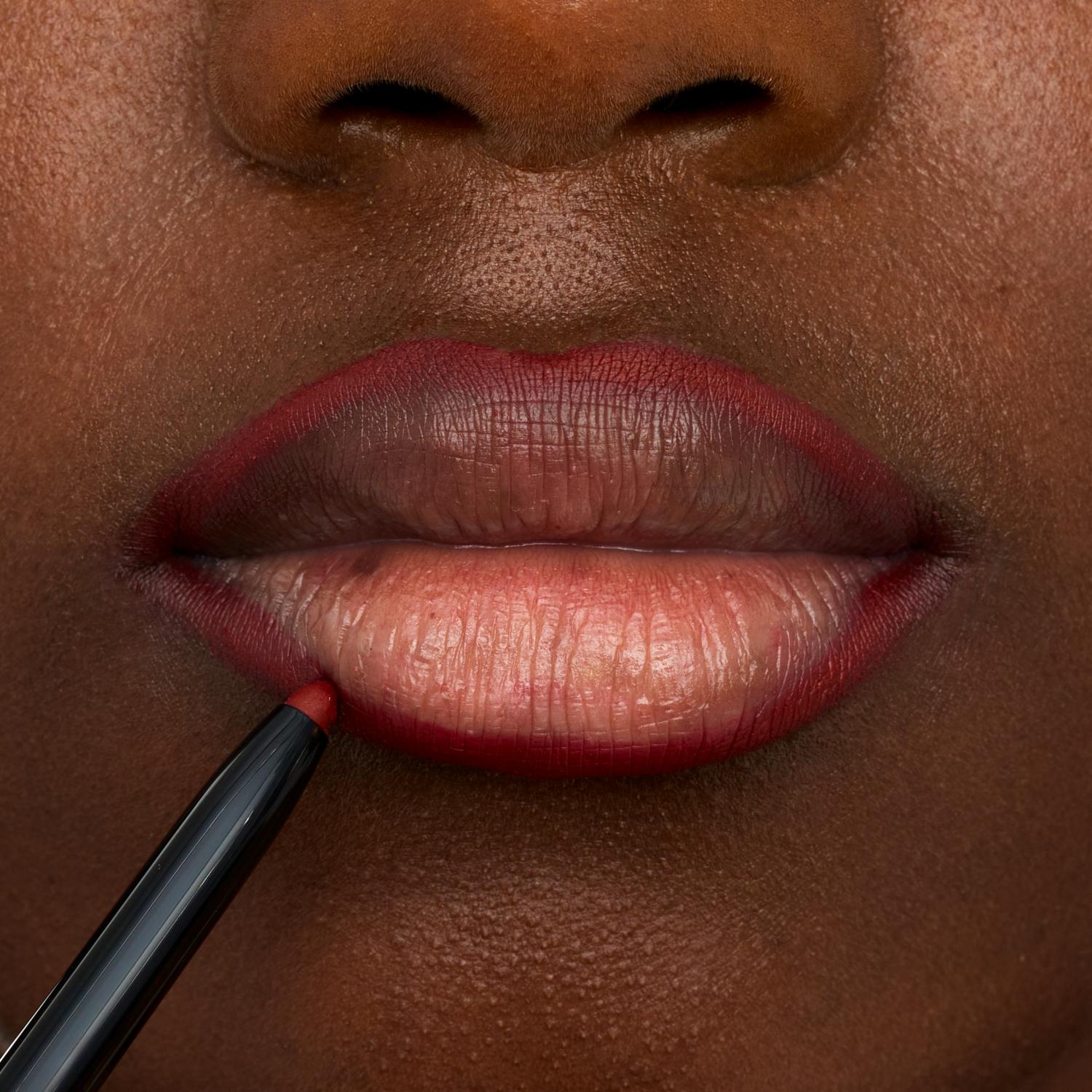 Lápiz De Labios 8h Matte Confort 08 ESSENCE 3 G - Imagen 4