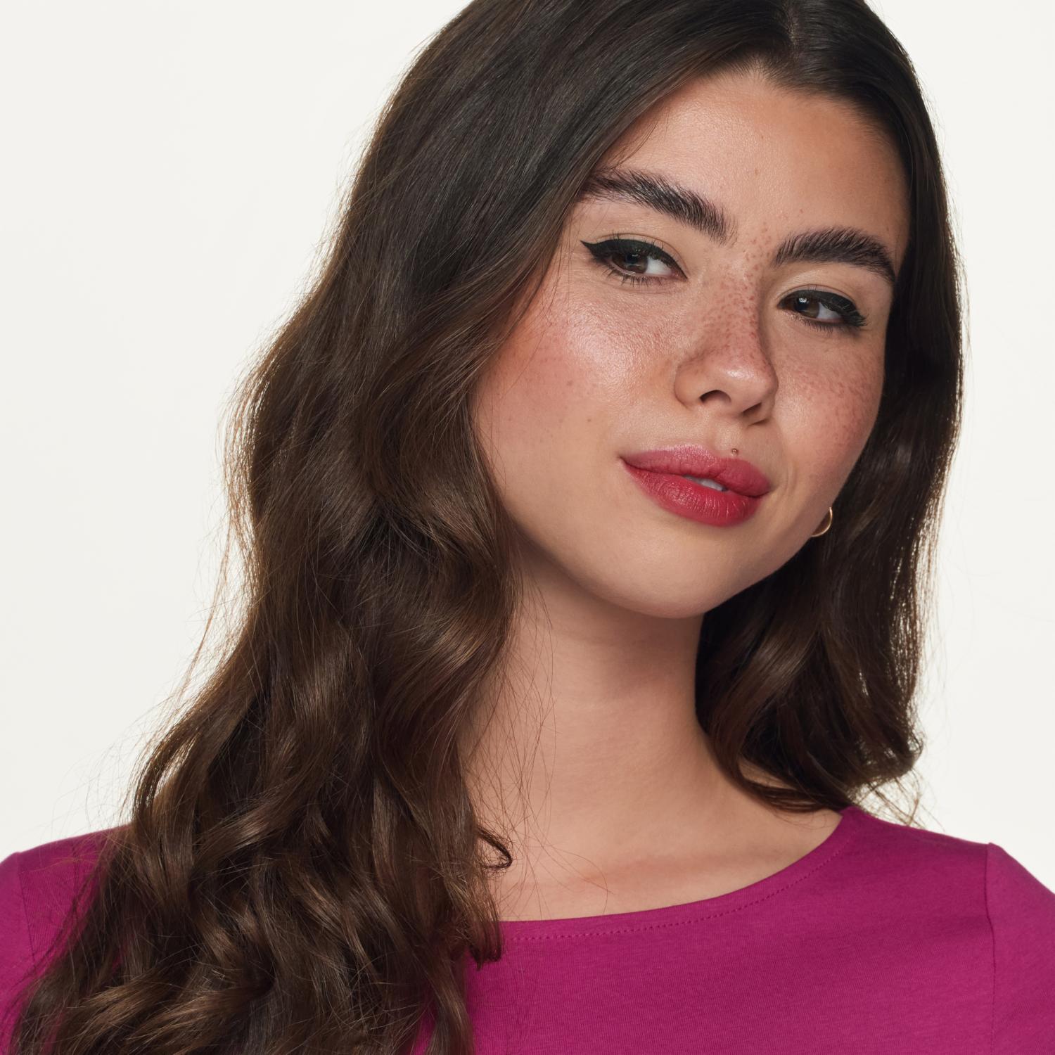 Delineadores De Ojos Liquido A Prueba De Agua 24 Horas ESSENCE 3 Ml - Imagen 3