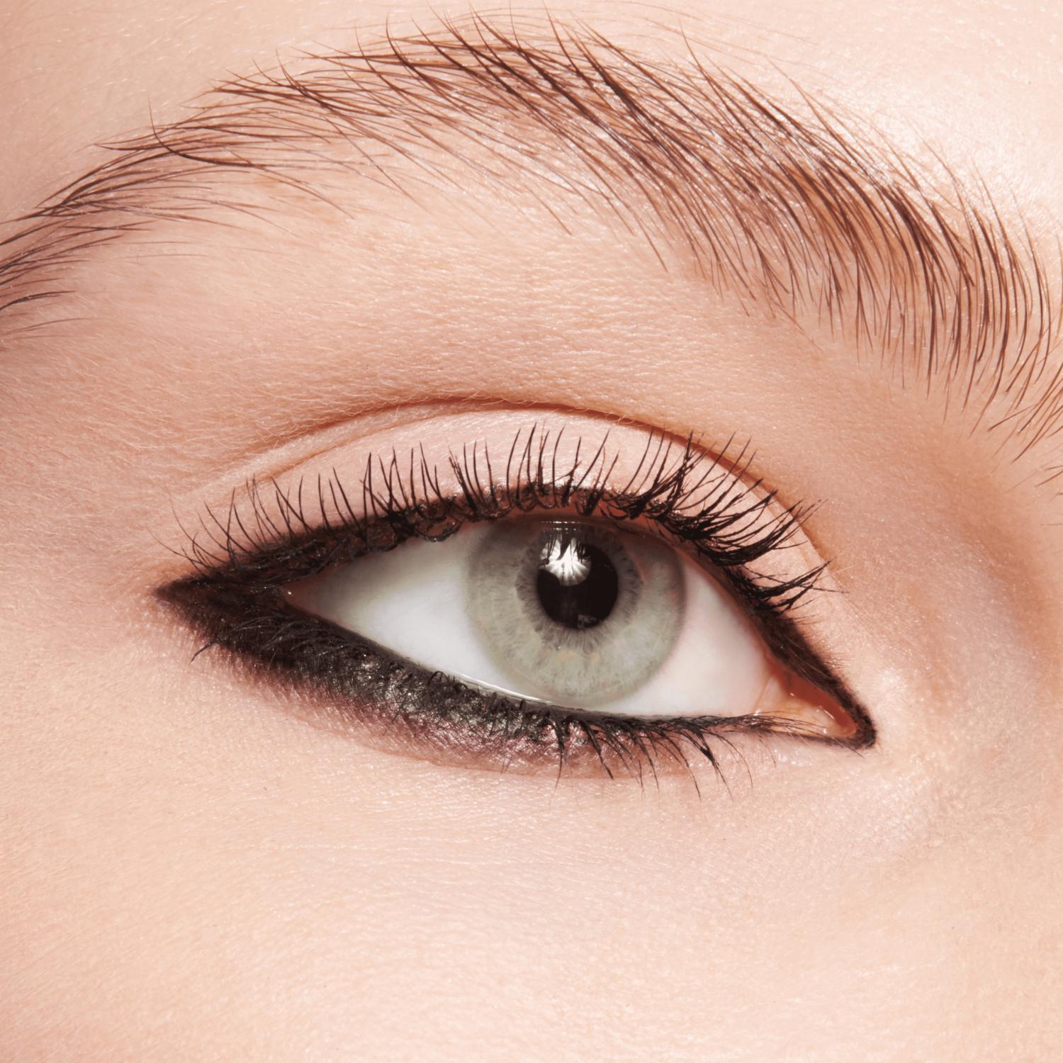 Delineador De Ojos Longlasting  0.1 ESSENCE 28 G