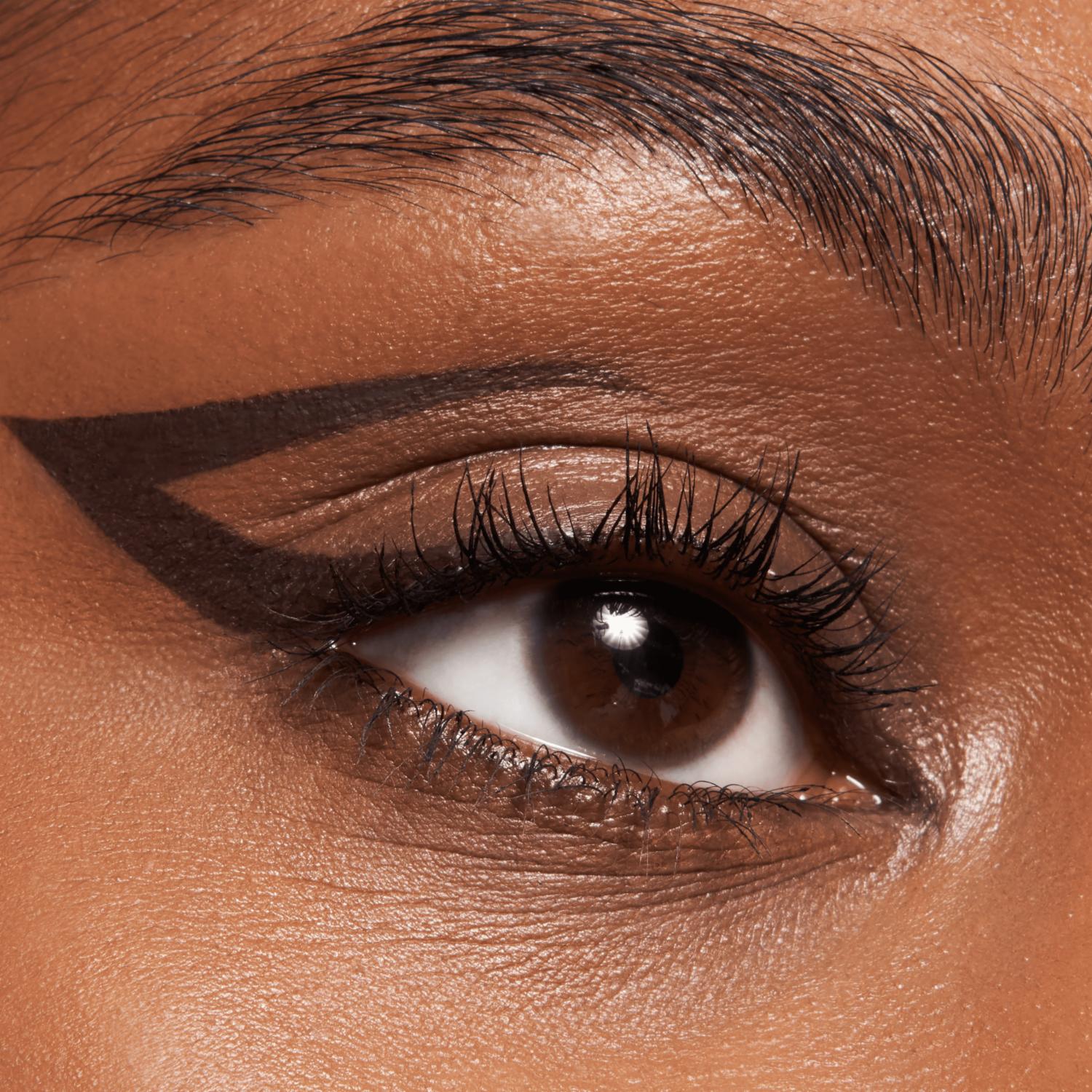 Delineador De Ojos Longlasting  0.1 ESSENCE 28 G