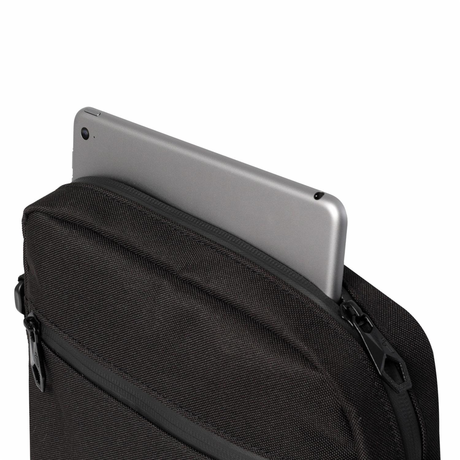 Bolso Para Tablet Negro Modelo Pastizal Para Caballero TOTTO Pequeña