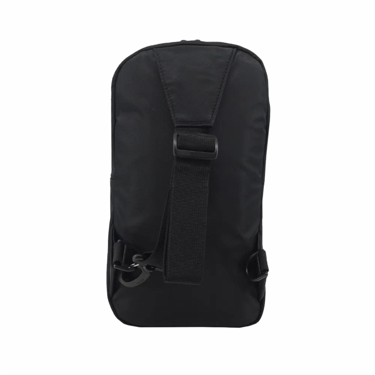 Bolso Negro Modelo Crossover Tracer Para Caballero TOTTO Pequeña