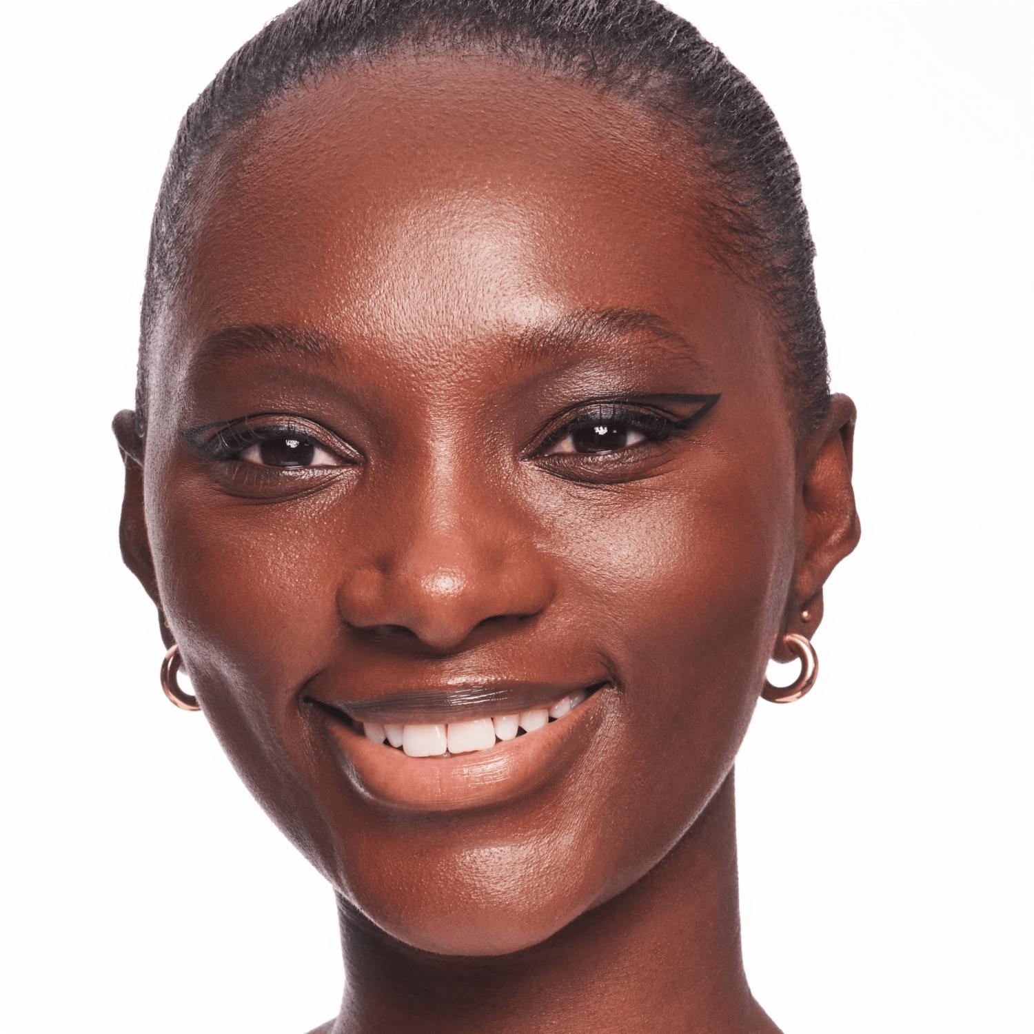 Delineador De Ojos Líquido It'S Easy Tatoo Waterproof CATRICE 1.1 Ml - Imagen 4