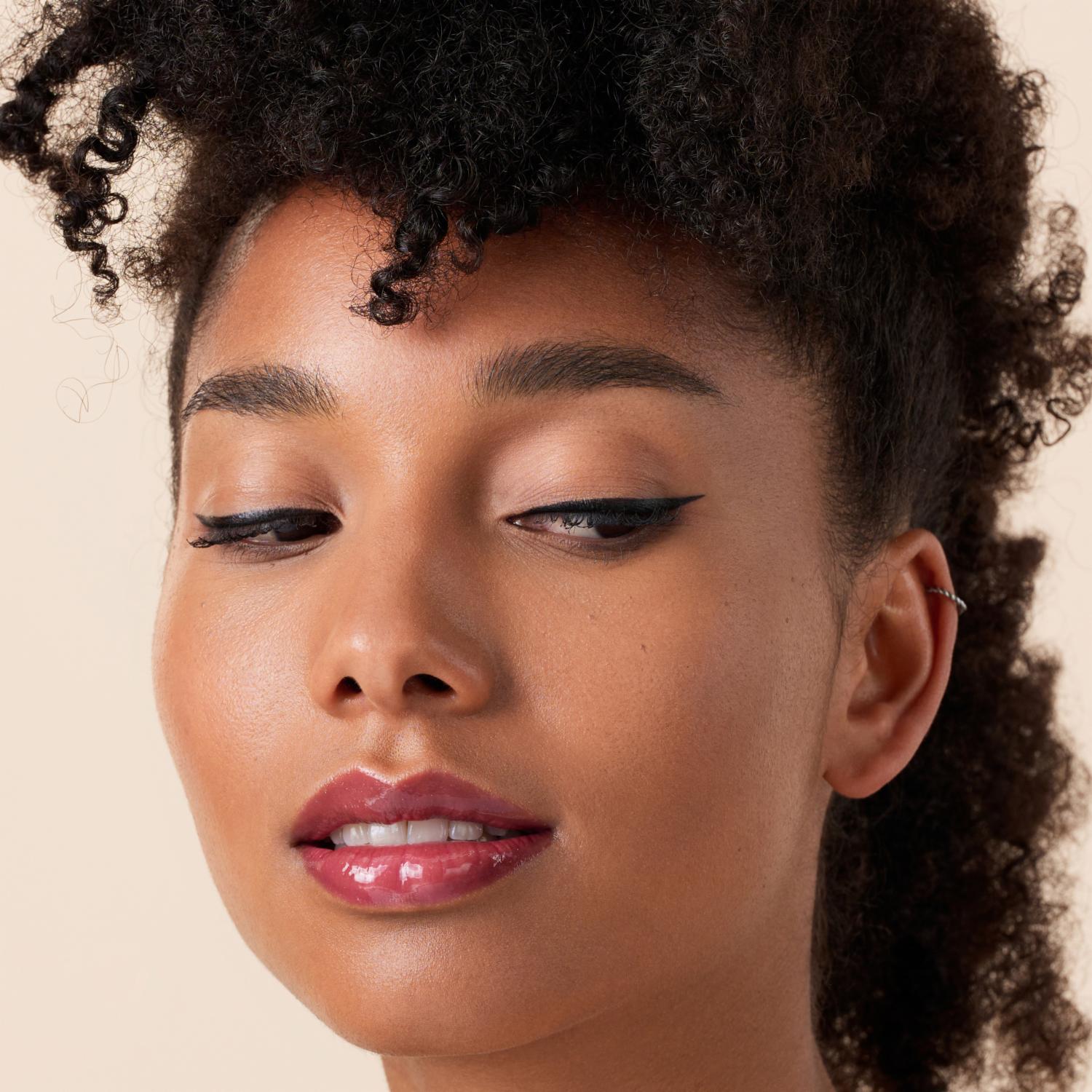 Tinta De Labios Glossin' Glow Tinted CATRICE - Imagen 4