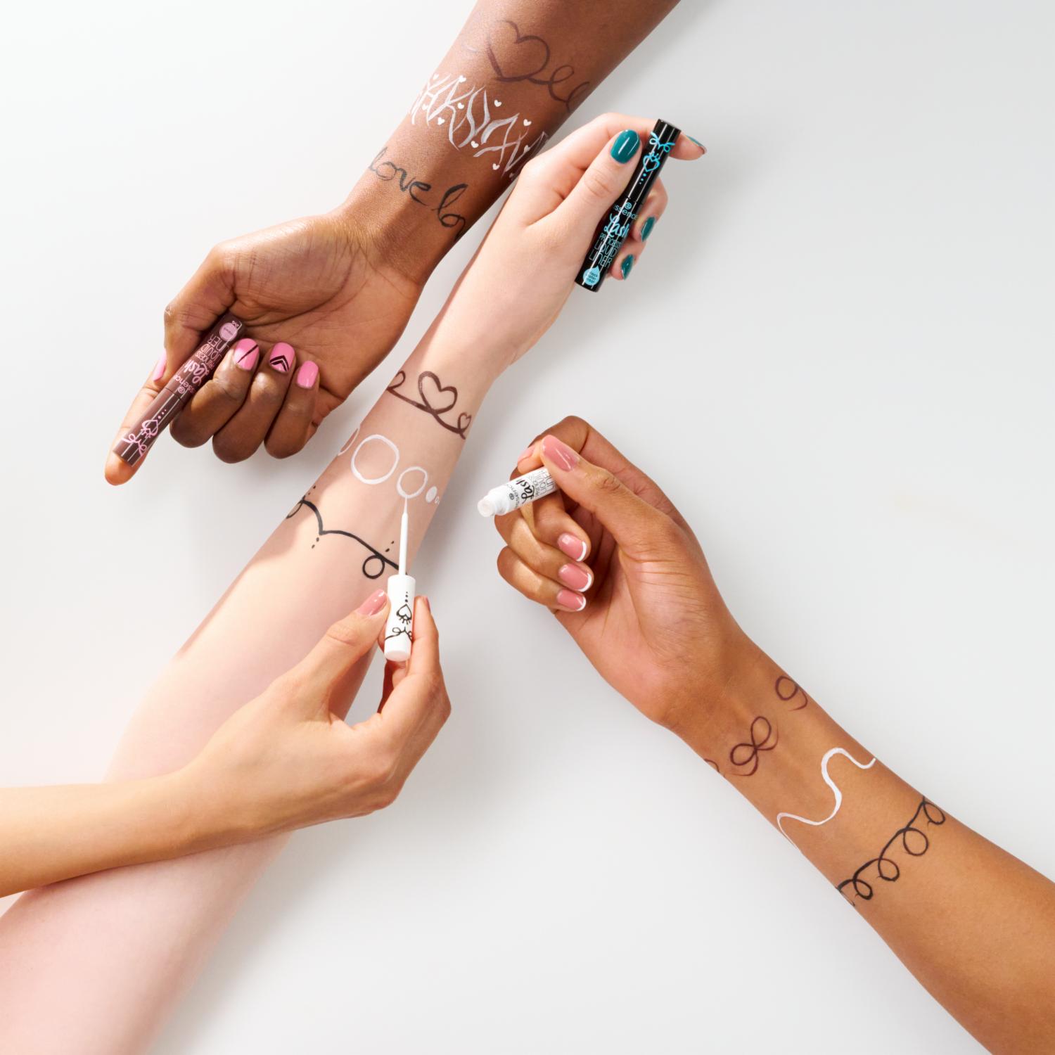 Delineador De Ojos Líquido Lash Princess ESSENCE 3 Ml - Imagen 5