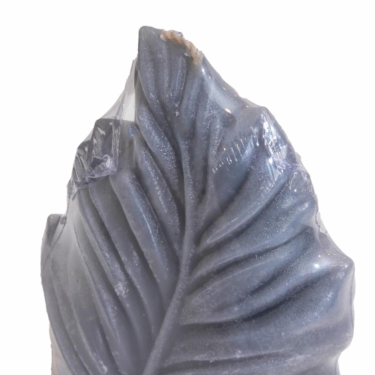 Vela Decorativa Diseño Hoja Gris MAMINA CANDLES Mediana