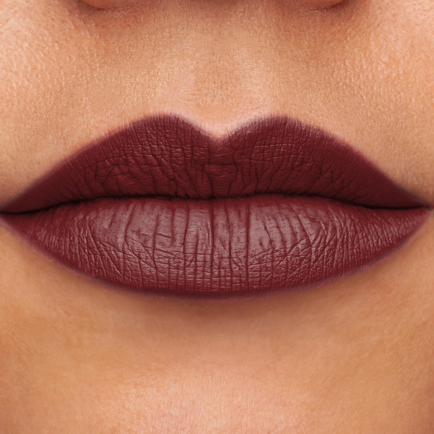 Labial Colorissimo Tono Arándano VOGUE - Imagen 4